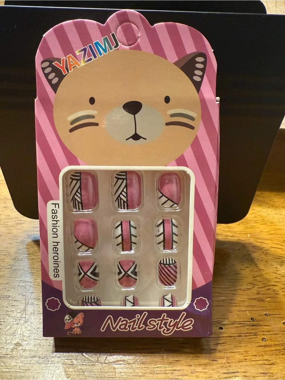 Pink Patterned Kids Press-On Nail Kit